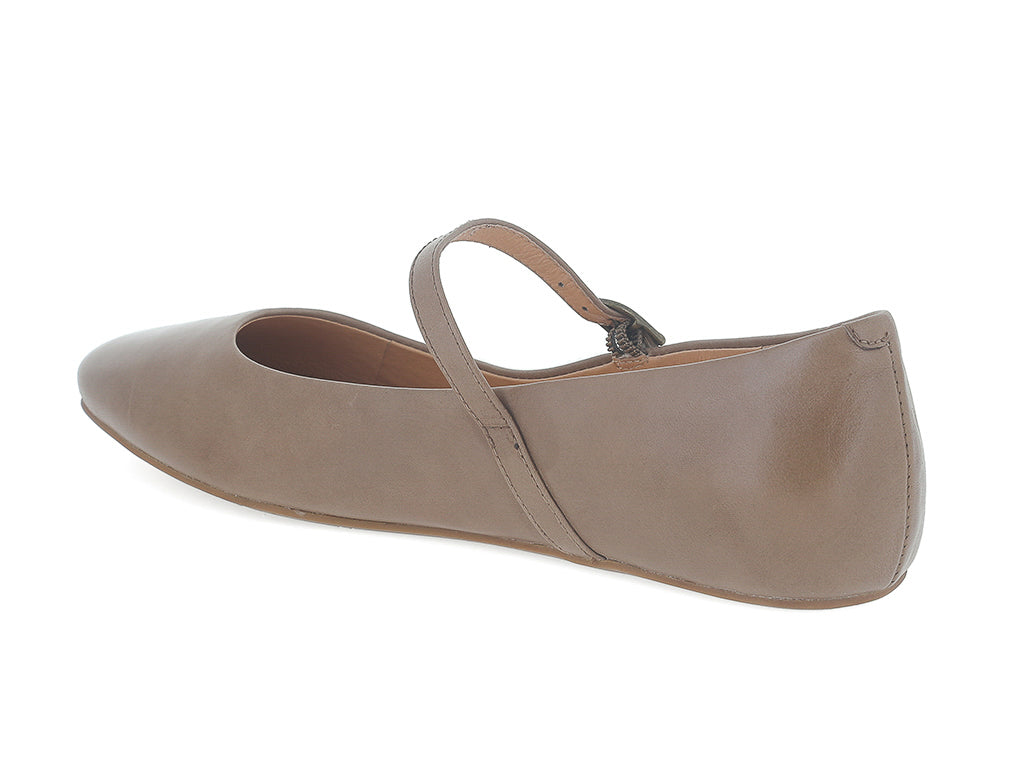 Agnes_TaupeLeather_3