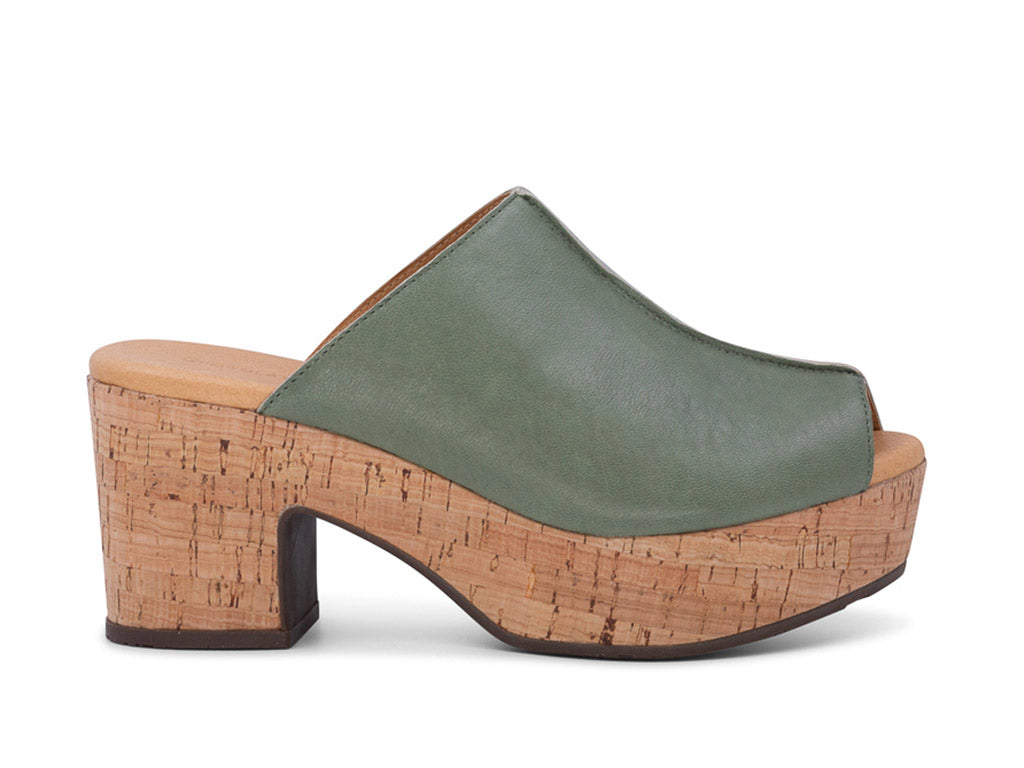 Gadis Green Leather Sandals