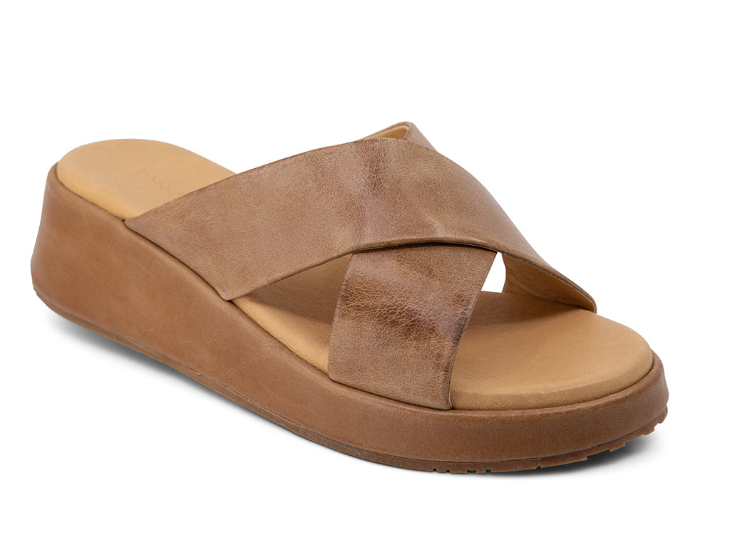 Enya_Camel Leather_front angle view