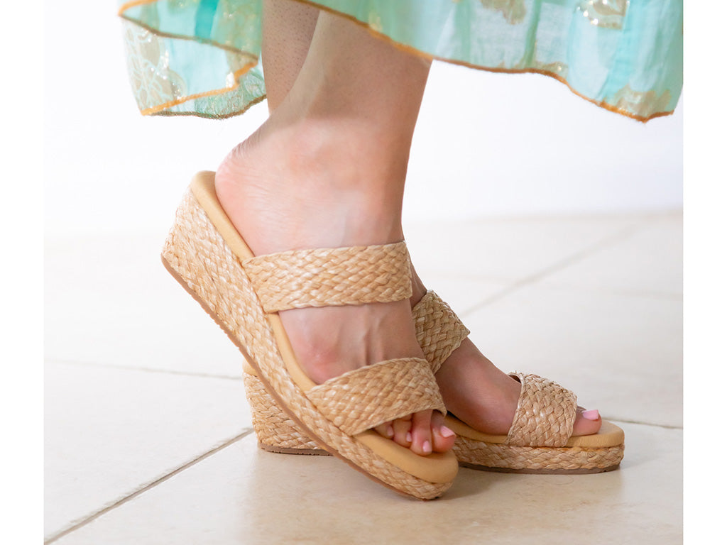 farra toast raffia low wedge slide on a model